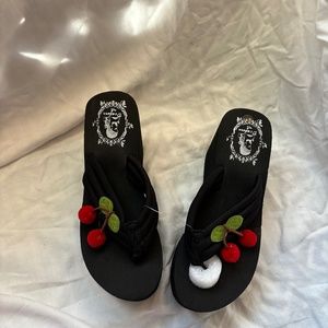 Berry Wedge Flip flops brand new